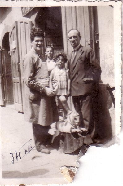 Gerardo Cammino e la sua pasticceria a Via Mancini, anni 30 _3.jpg